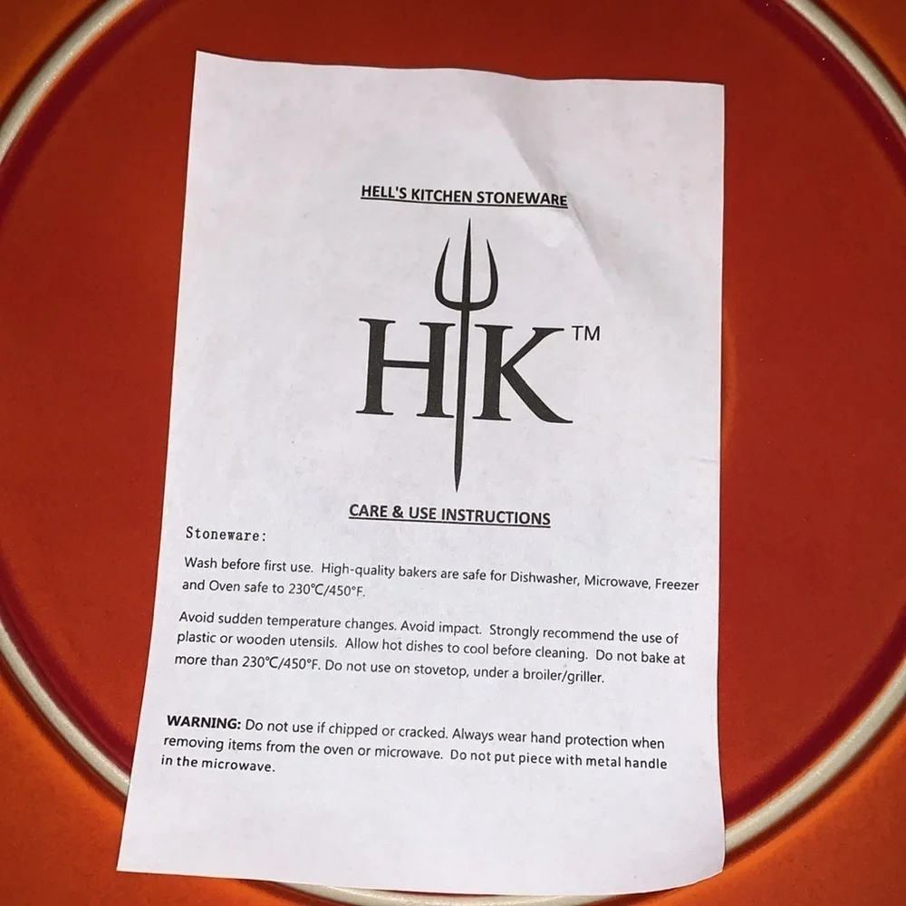 BNWOT HELL'S KITCHEN 14